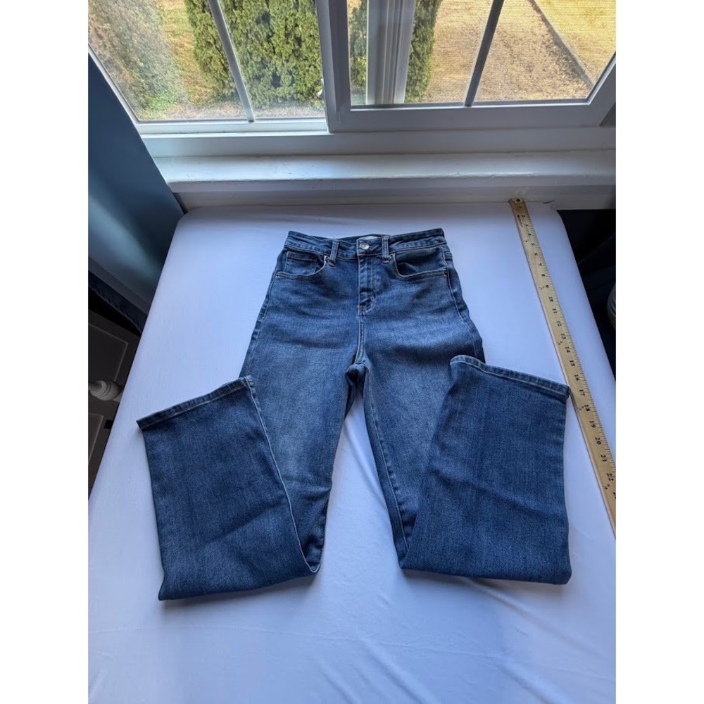 The Fine Print High Rise Straight Leg Blue Jeans Size Womans's 27P STY31001